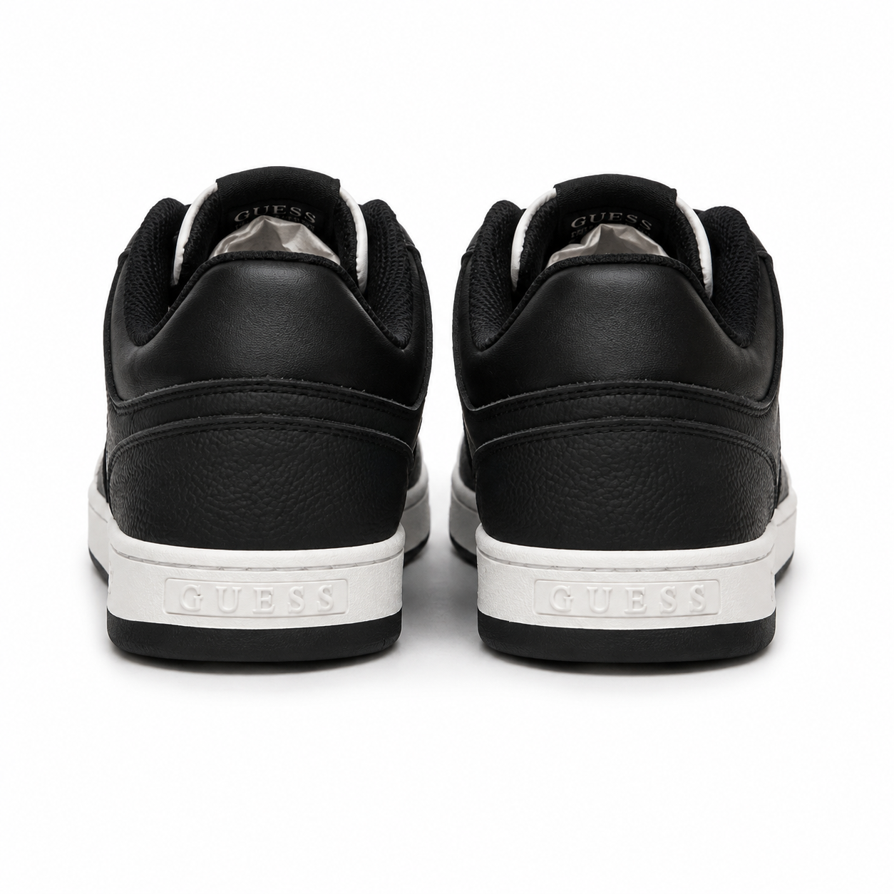 Tenis Guess blanco con negro
