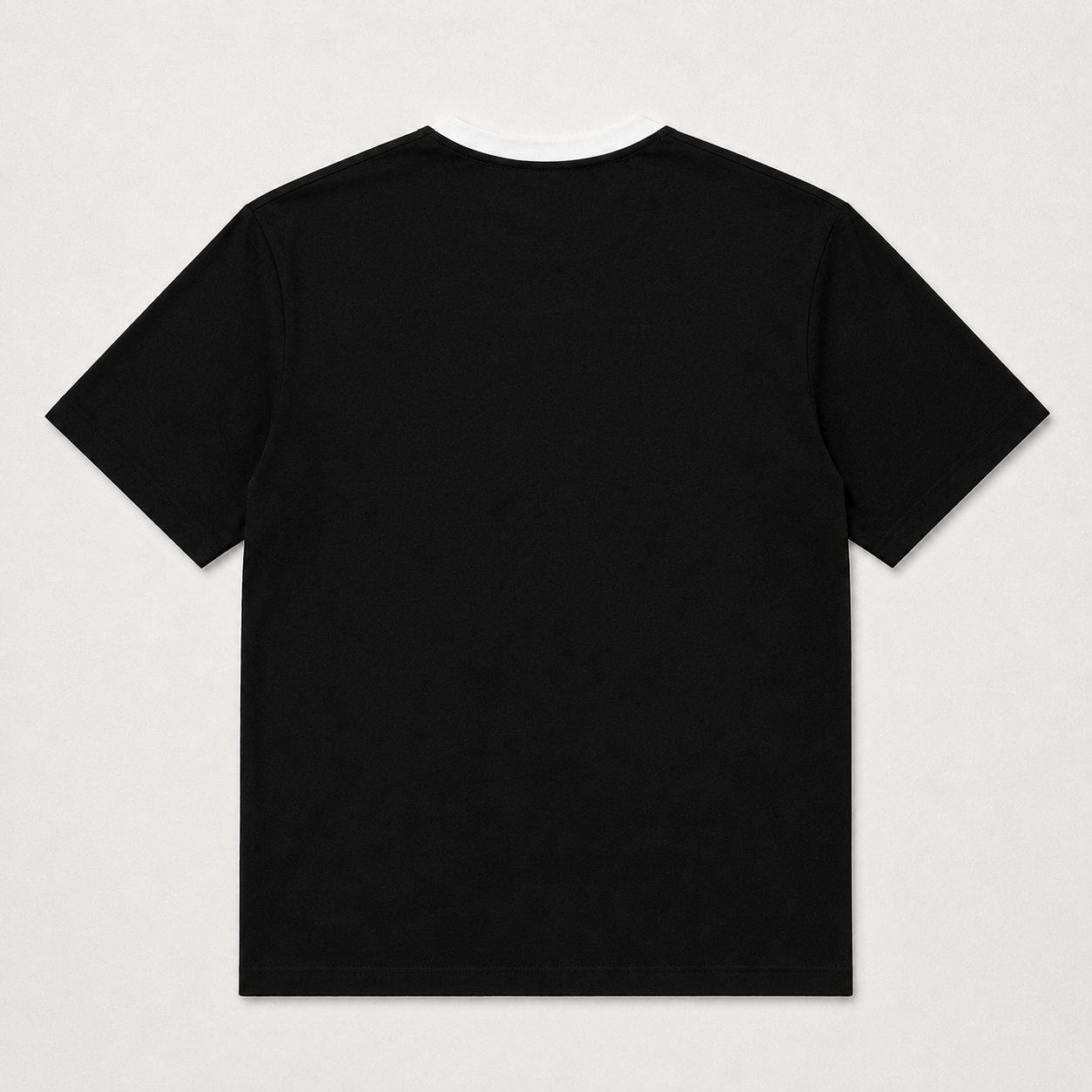 Camiseta Guess leon dorada piedras negras