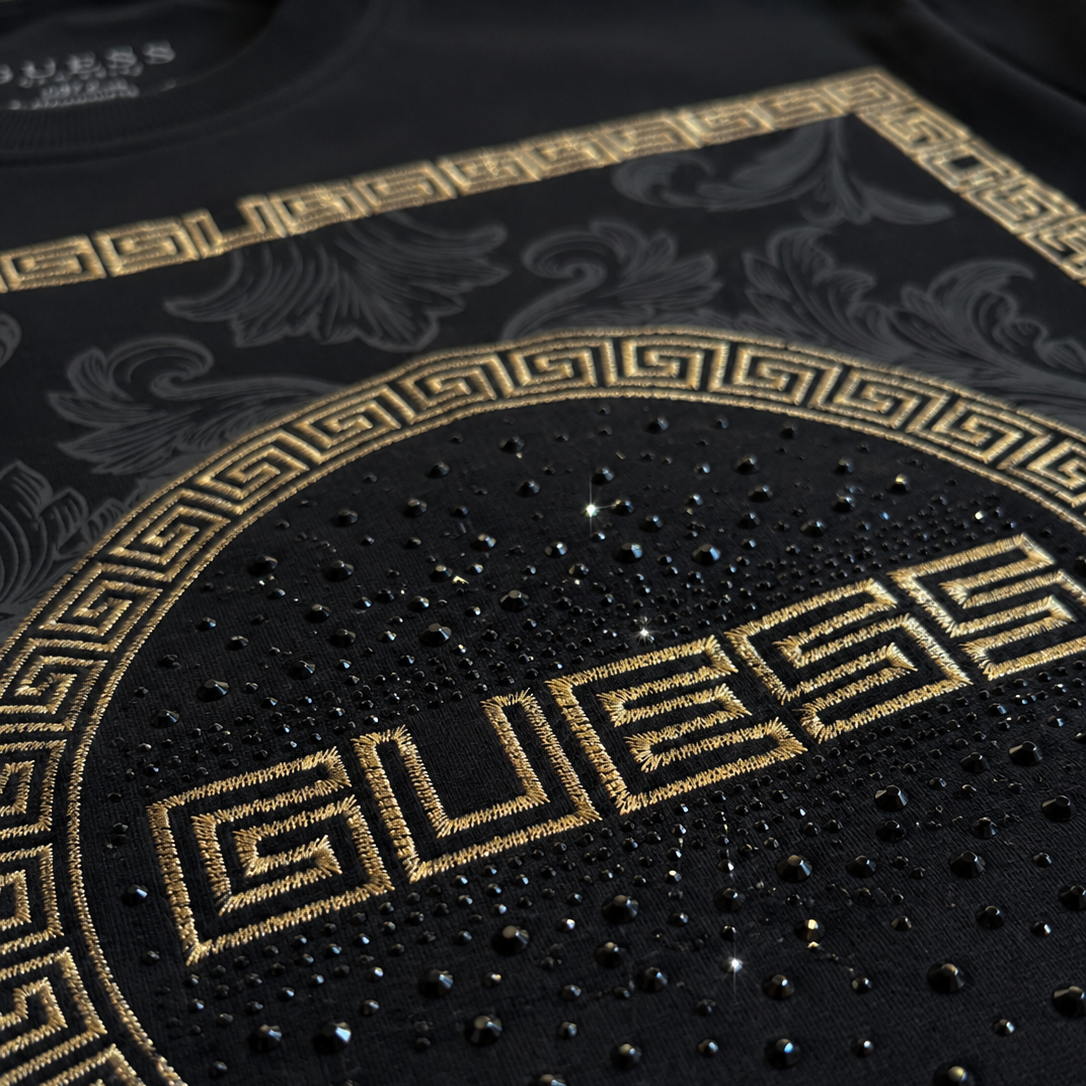 Camiseta Guess Raffa reflectiva piedras negras